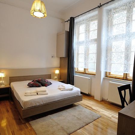 Dinicu Residence - Central Location Braşov Extérieur photo