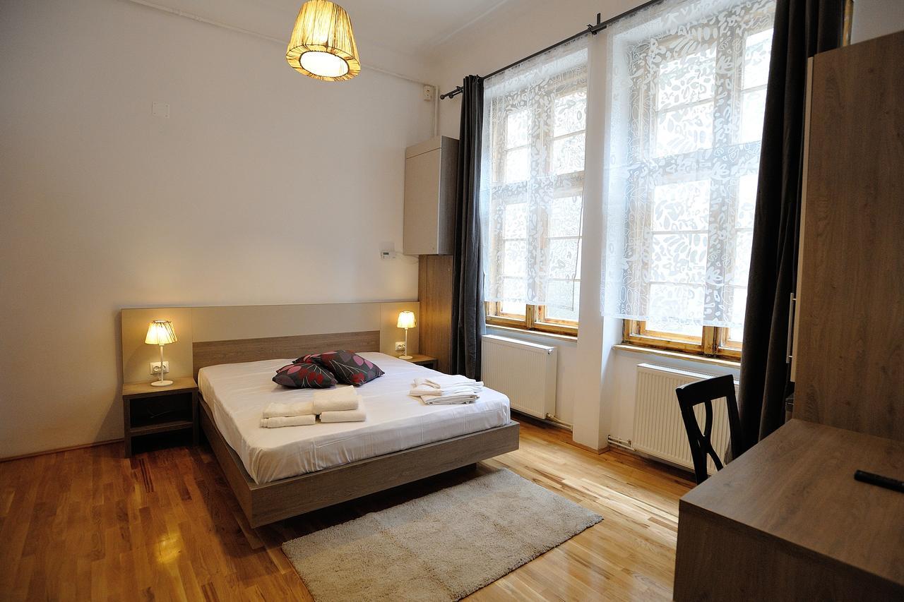 Dinicu Residence - Central Location Braşov Extérieur photo